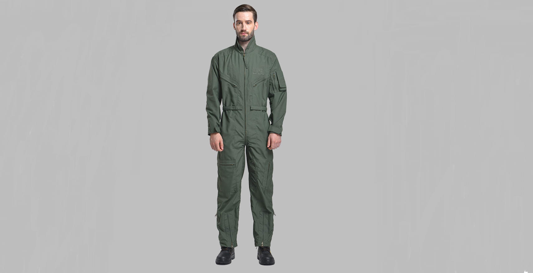 戰(zhàn)斗機(jī)的飛行服為什么是連體的？
